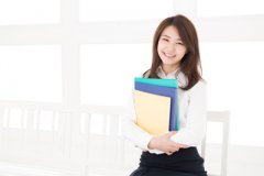 加拿大留學(xué)政策給予留學(xué)生哪些優(yōu)勢(shì)？