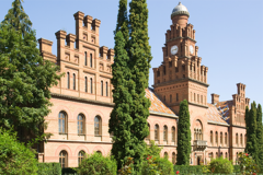 如何區分美國的大學與學院？