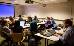 海歸和社會底層只有一線之隔？