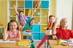 《大禹治水》PK《亨利八世》: 中美授課哪家強(qiáng)？