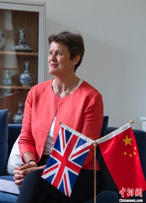 英國駐華大使吳百納：歡迎更多中國學(xué)生到英國留學(xué)