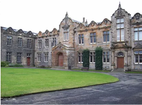 盤點全球最像哈利波特中魔法學校霍格沃茨城堡的16所大學